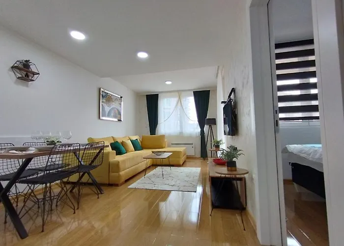 Taira Apartment *